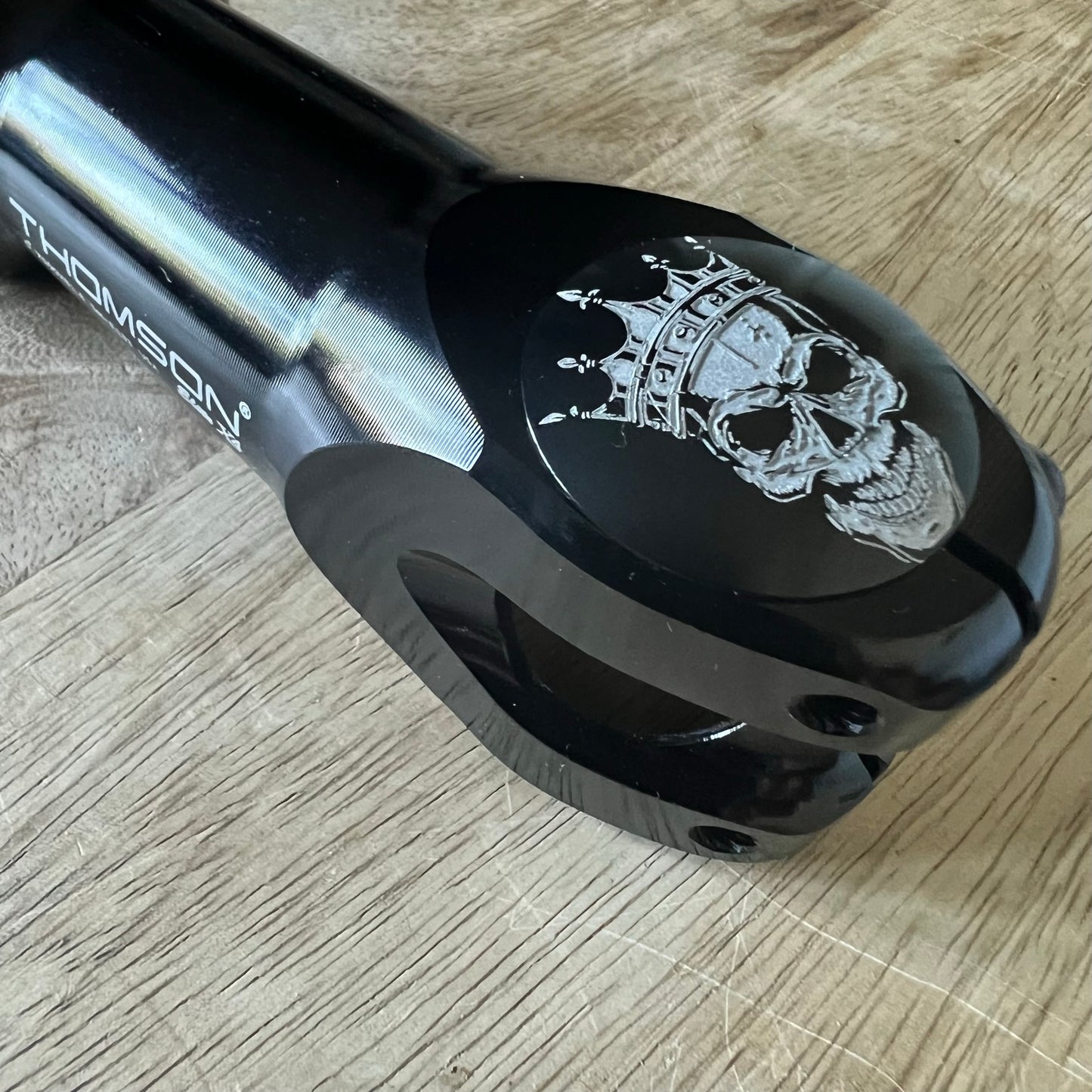 Skull King -Hidden Bolt