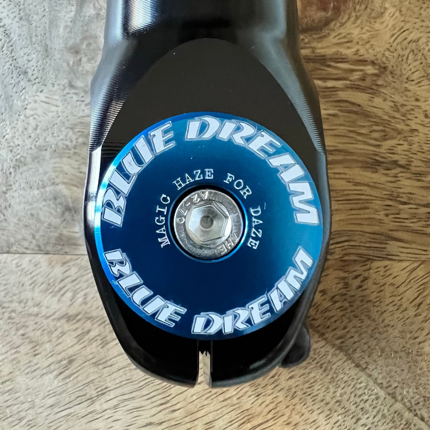 Custom FLYER Style Top Cap