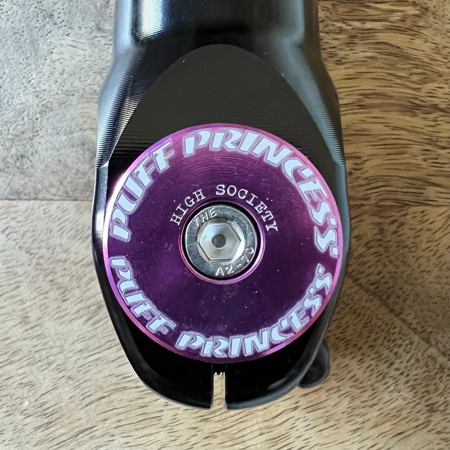 Custom FLYER Style Top Cap